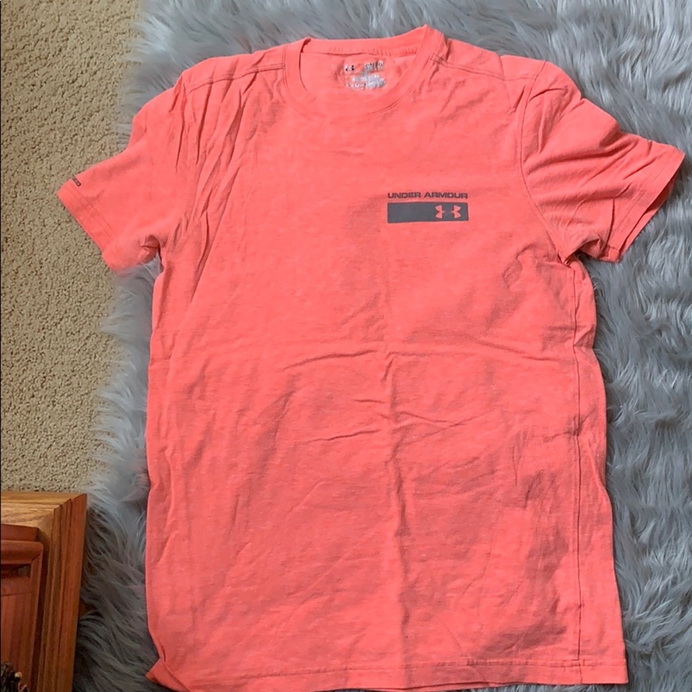 Under armor t-shirt